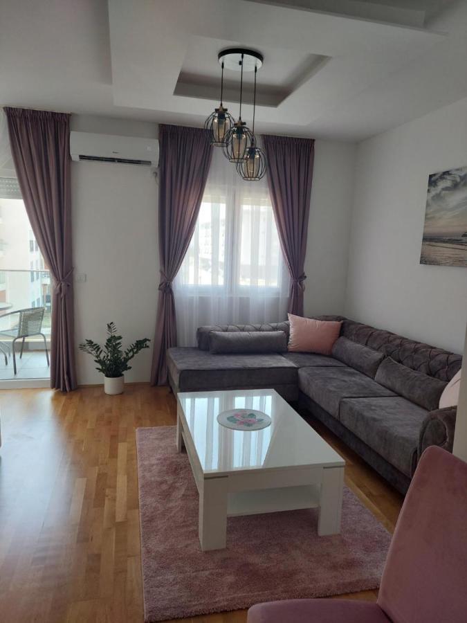 K2-Sistersapartment بودغوريتْسا المظهر الخارجي الصورة